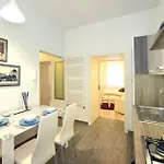 Cosy Central Apartment